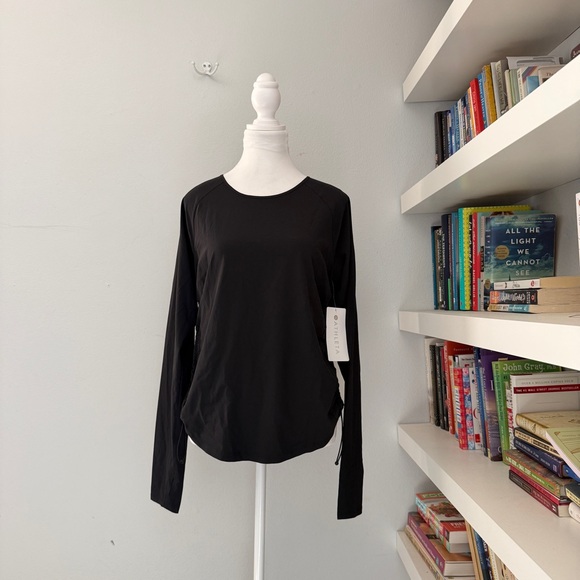 Athleta Yosemite Top Longsleeve Crewneck Women’s Medium Black Mesh Active - Picture 3 of 13